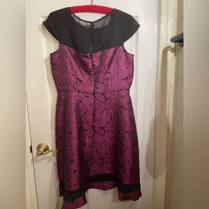 Adrianna Papell textured fabric Dress, Size 14 US, Raspberry/Purple & Black.